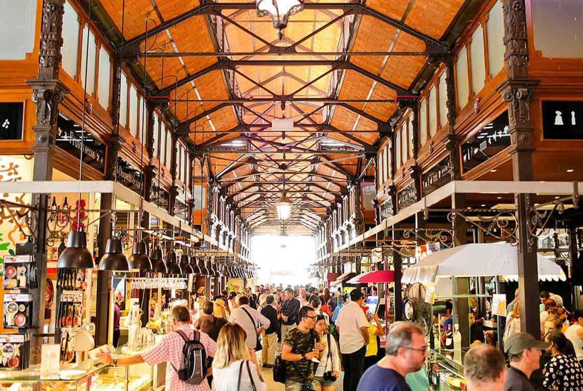 Ruswil’s Street Market: A Fusion of Shopping and Experience